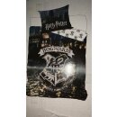 Harry Potter Bettwäsche 140 x 200cm "Hogwarts Wappen schwarz" bei Nacht