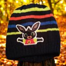 Kinder-Strickmütze - Bing-Motiv | Schwarz mit bunten Streifen | Gr. 50 & 52